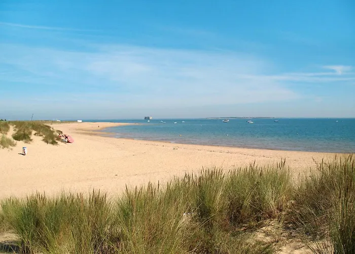 Сasa de vacaciones Le Riveau By Interhome *