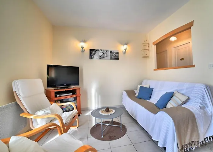 Le Riveau By Interhome Сasa de vacaciones *